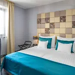 President Budapest, Affiliated By Melia Hotel 4*
