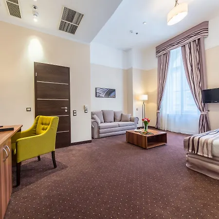 Hotel President 4*