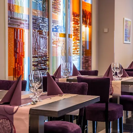 President מלון 4*