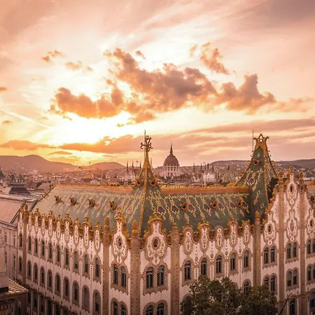President Budapest, Affiliated By Melia Hotel 4*