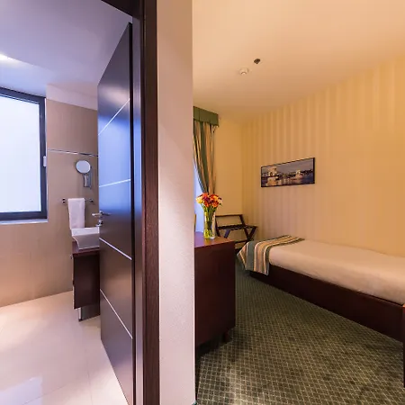 Hotel President 4*