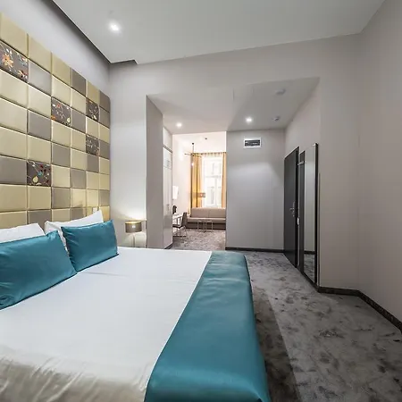 Hotel President